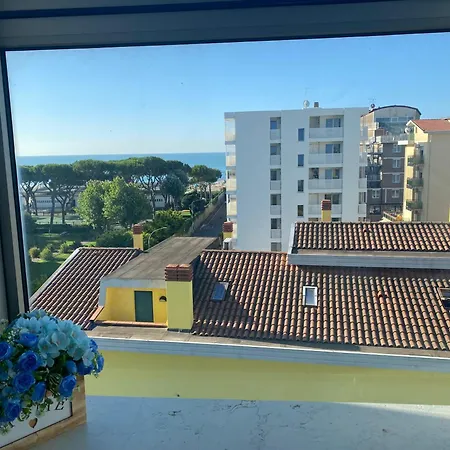 Apartment Rooftop Onda Blu Vista Mare - Aria - A 150 Mt Dalla Lido di Jesolo