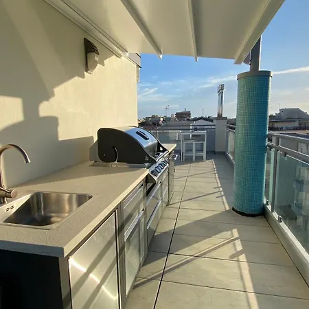 Apartment Rooftop Onda Blu Vista Mare - Aria - A 150 Mt Dalla Lido di Jesolo