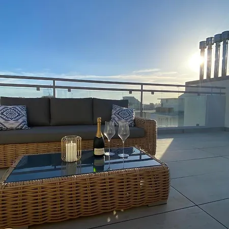 Rooftop Onda Blu Vista Mare - Aria - A 150 Mt Dalla Apartment *